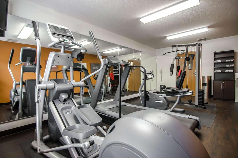 Quality Suites St. Joseph Hotel in Saint Joseph