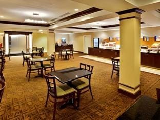 Holiday Inn Express Hotel & Suites Crawfordsville By IHG Hotel in Crawfordsville