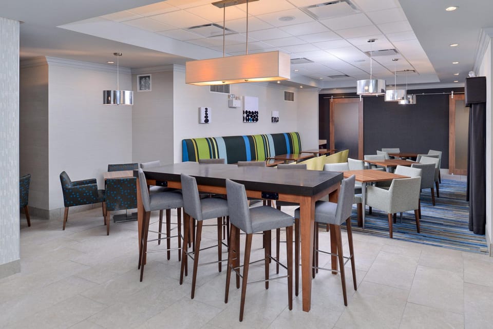 Holiday Inn Express Hotel & Suites St. Louis West-O'Fallon By IHG Hotel in OFallon