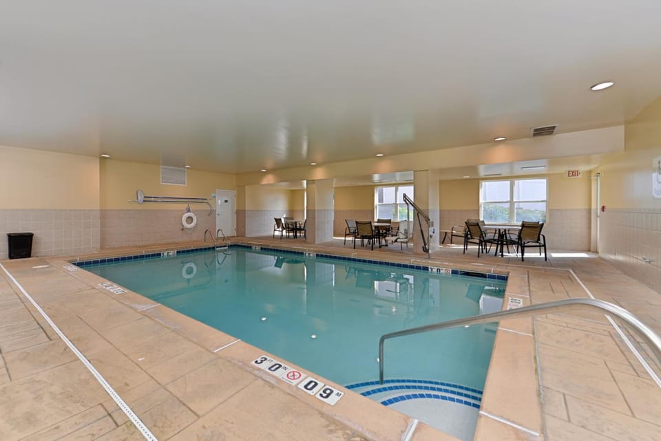 Holiday Inn Express Hotel & Suites St. Louis West-O'Fallon By IHG Hotel in OFallon