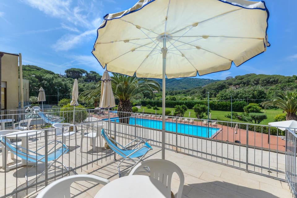 Hotel Le Acacie Resort in Tuscany