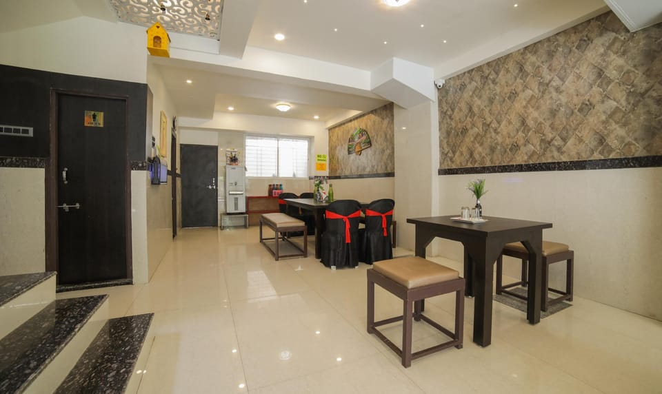 Itsy Hotels Le Clover Inn in Maharashtra
