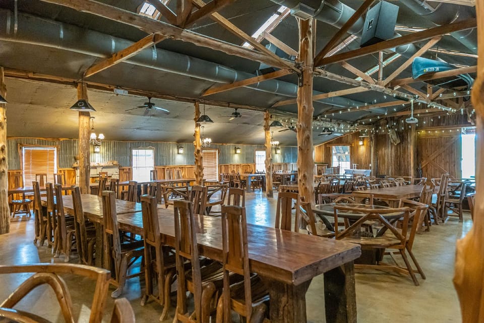 Moon River Ranch Lodge in Texas
