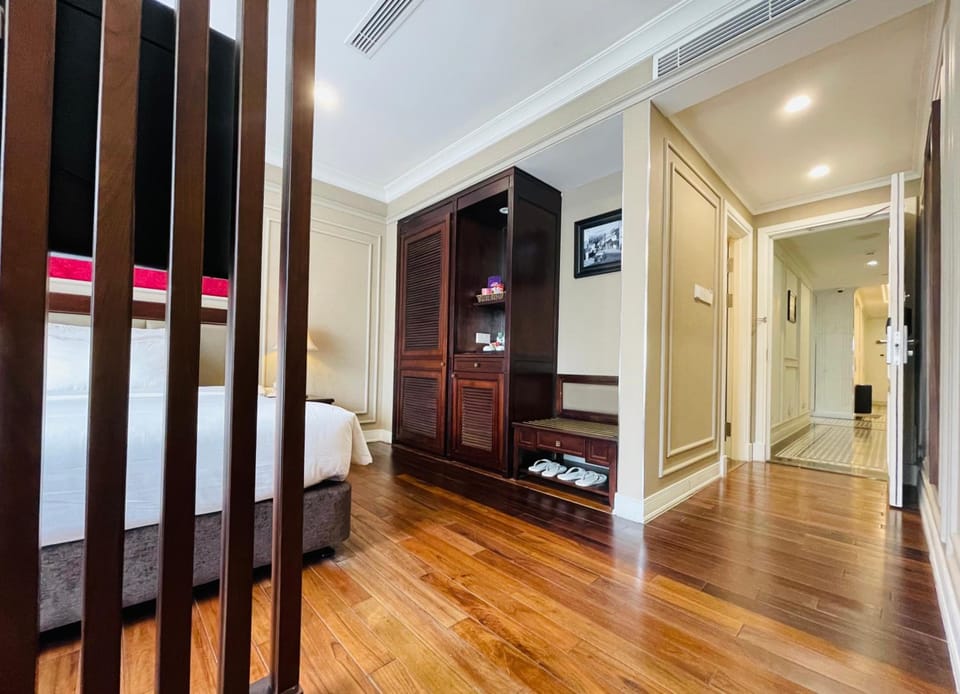 Hotel du Monde Hotel in Laos