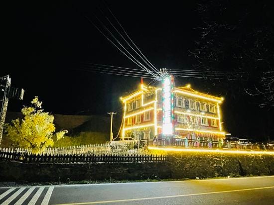 Cailin Holiday Manor Hotel in Sichuan