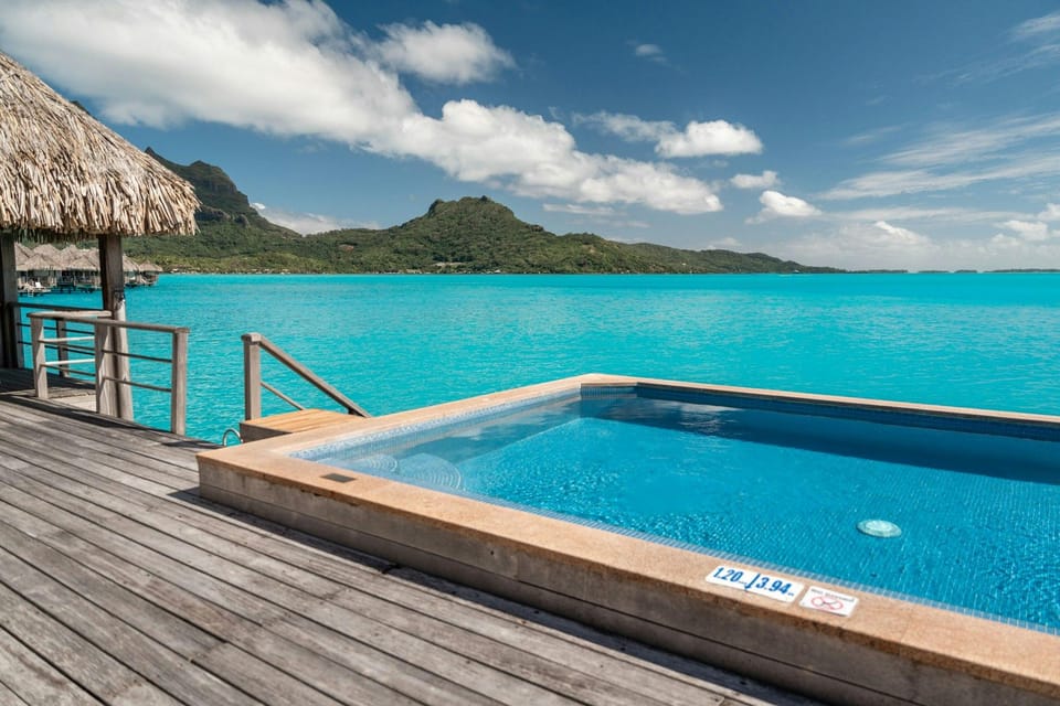 The St. Regis Bora Bora Resort Hotel in Bora-Bora