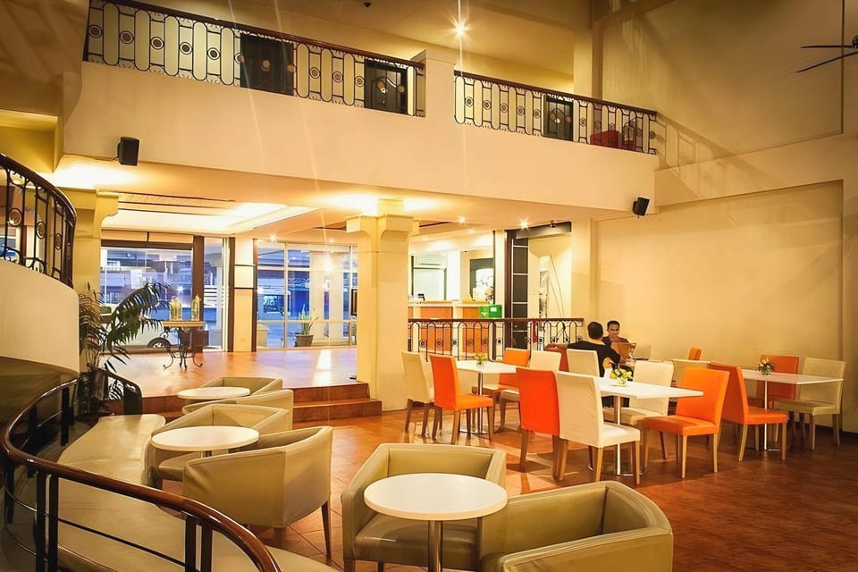 Circle Inn - Hotel & Suites Hotel in Bacolod