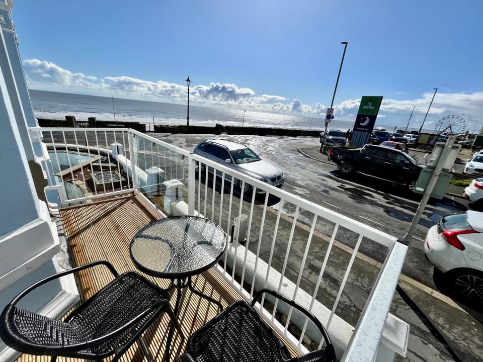 Beaconsfield Holiday Apartments Hotel in Bridlington