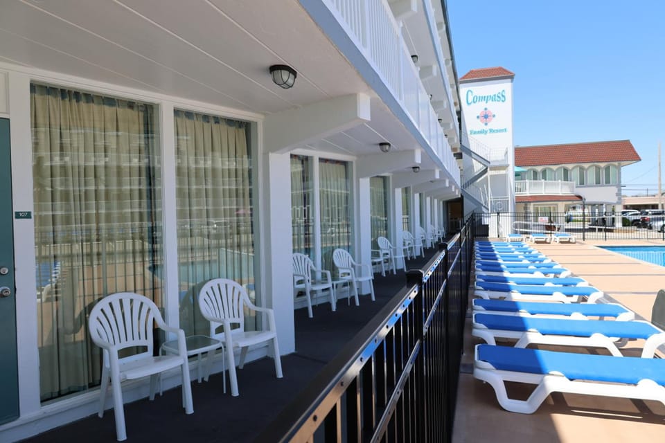 Compass Family Resort Motel in Wildwood Crest