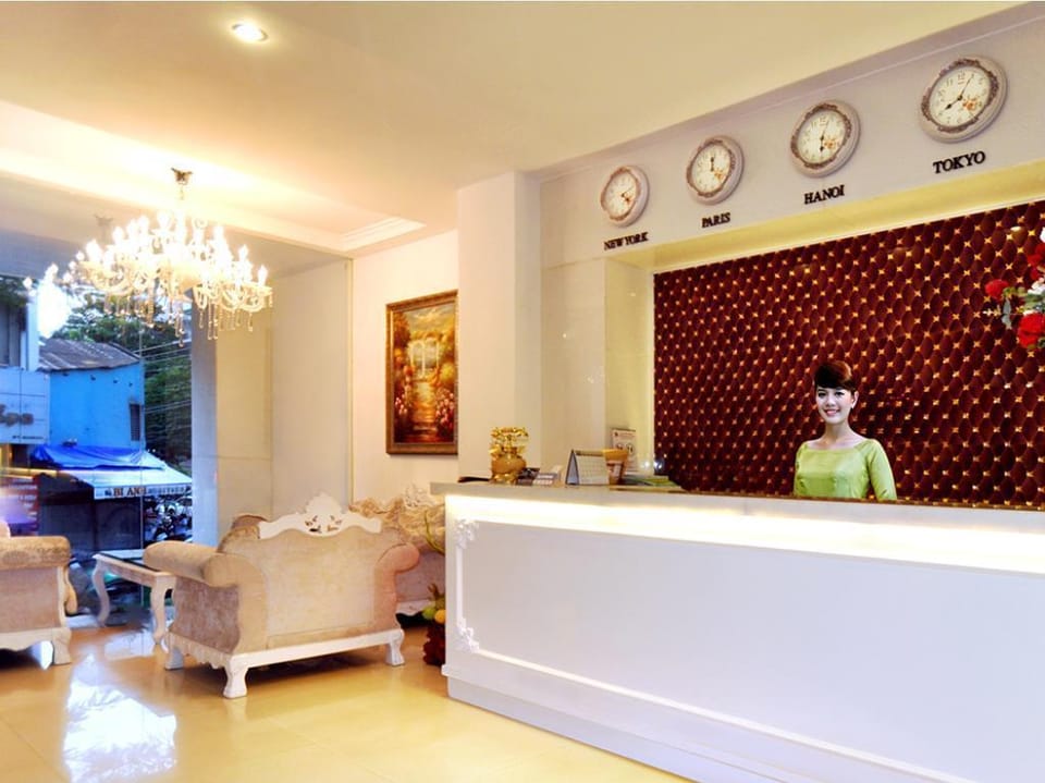 The White Hotel 1 Hotel in Ho Chi Minh City