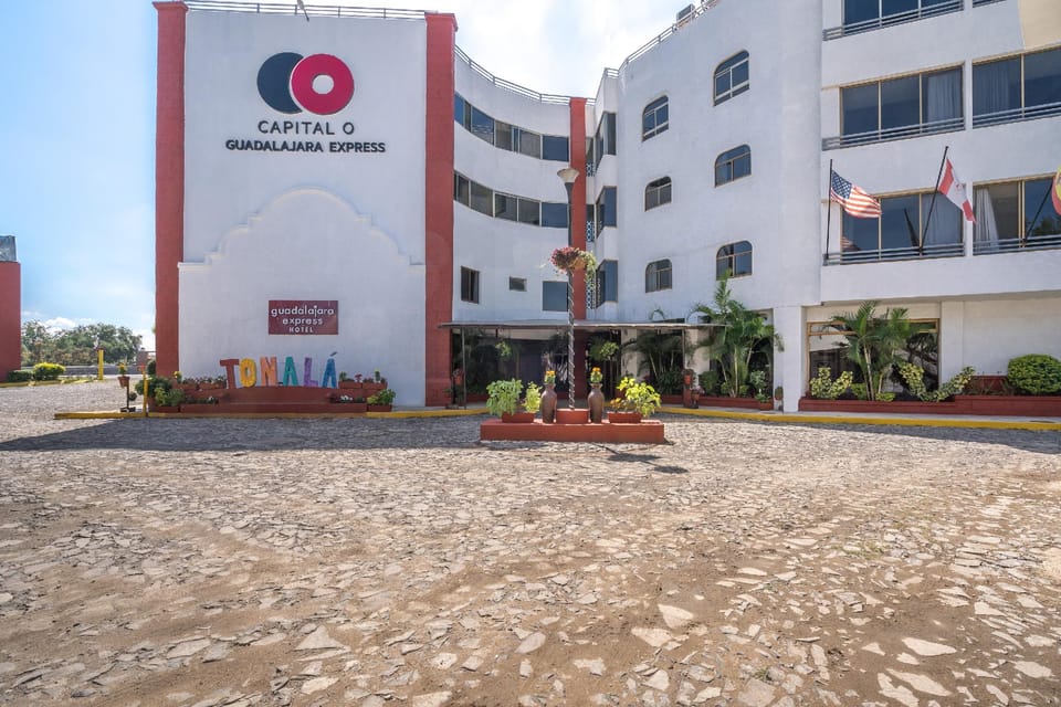Guadalajara Express Tonala Hotel in Tlaquepaque
