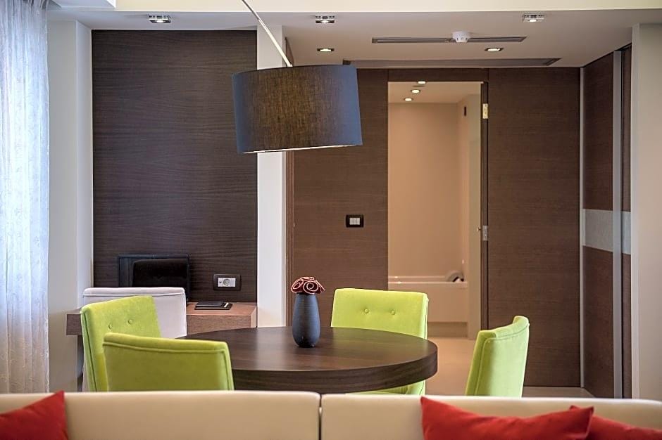 Cretan Dream Royal Luxury Suites Hotel in Crete