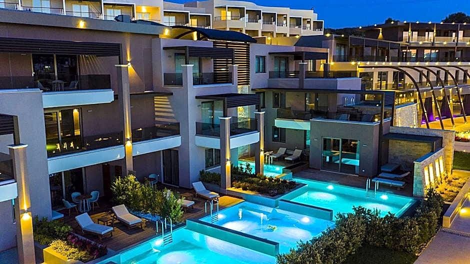 Cretan Dream Royal Luxury Suites Hotel in Crete