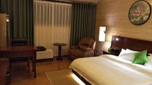 Zhangjia Courtyard Shuiyunjian Guesthouse Hotel in Zhejiang