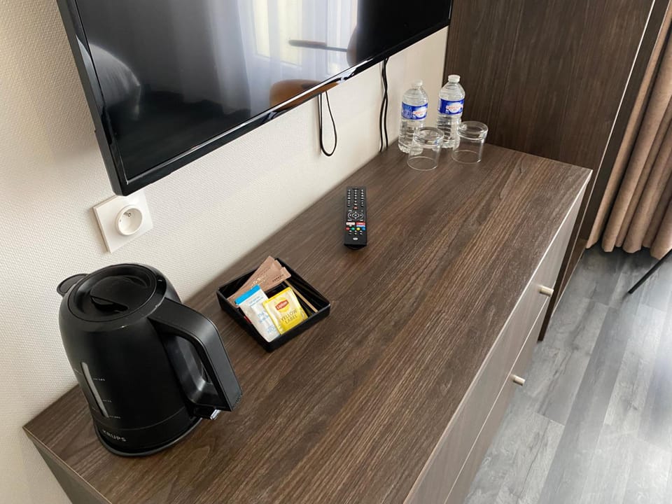 Hotel Restaurant l'Annexe Hotel in Saint-Valery-en-Caux