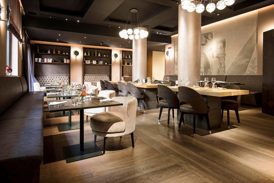 Bar/lounge