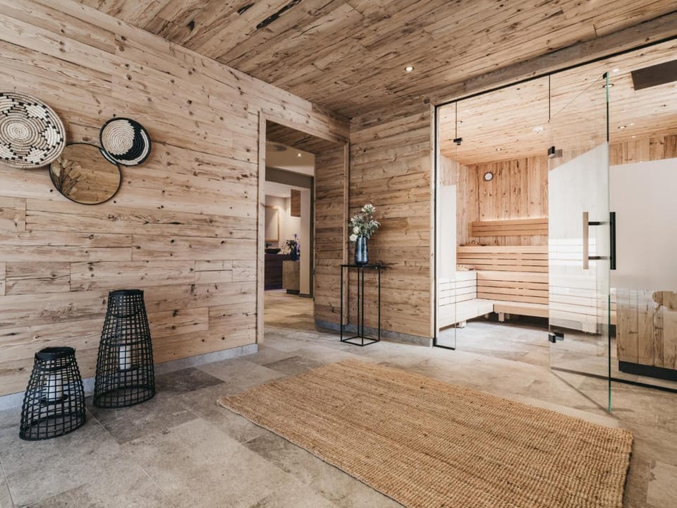 Abenteuerhotel Astoria Hotel in Trentino-South Tyrol