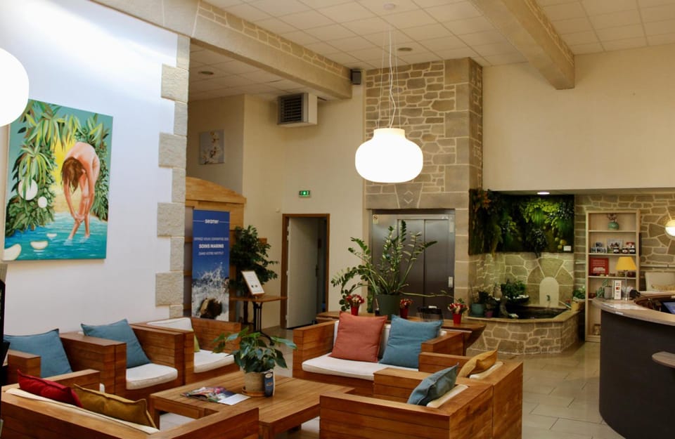 Brit Hotel Alghotel Hotel in Cancale