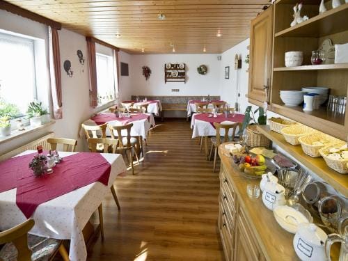 Gasthaus Schweizerhof Hotel in Titisee-Neustadt