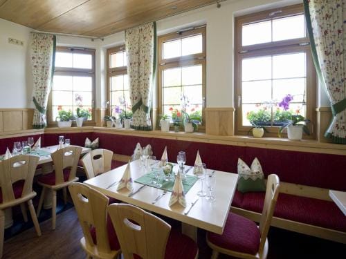 Gasthaus Schweizerhof Hotel in Titisee-Neustadt