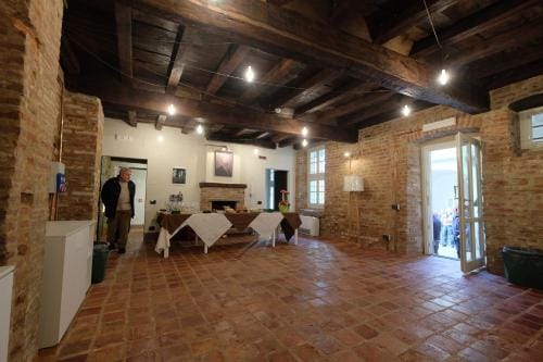 Palazzo Sacco Hostello Fossano Hostel in Liguria
