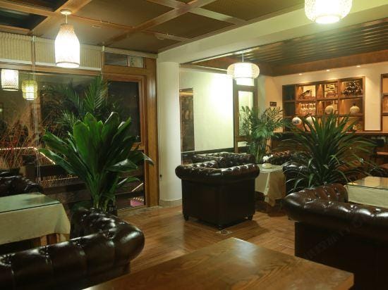 Shuitao Yaju Hostel Hotel in Chengdu