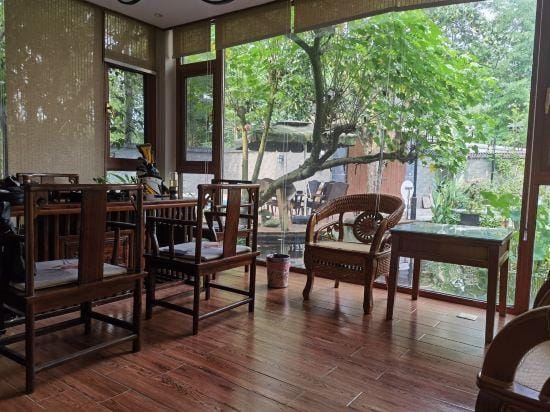 Shuitao Yaju Hostel Hotel in Chengdu
