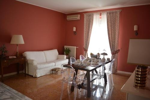 Allaportaccanto Bed & Breakfast Hotel in Cassino