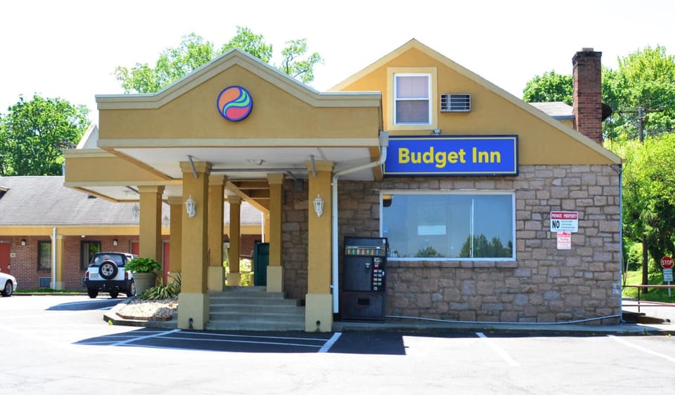 Budget Inn Falls Church Motel in Falls Church