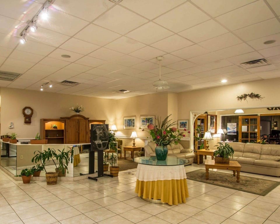 Days Inn by Wyndham Stuart Hotel in Stuart