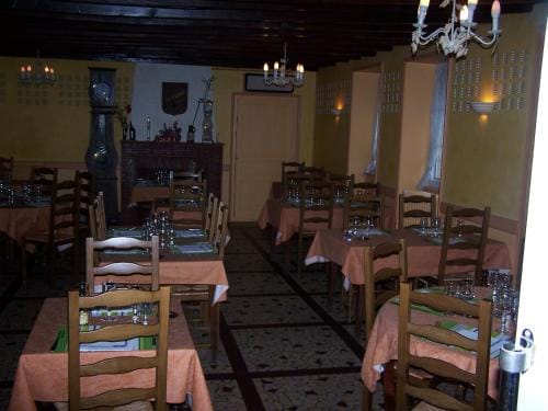 le lichou Hotel in Centre-Val de Loire