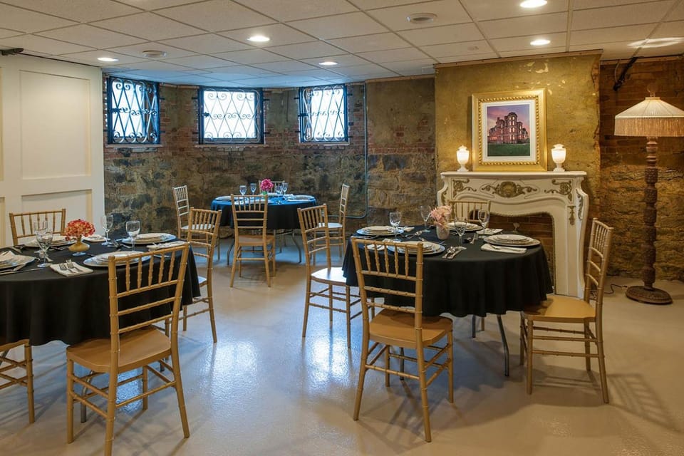 The Inn at 97 Winder Hotel in Windsor