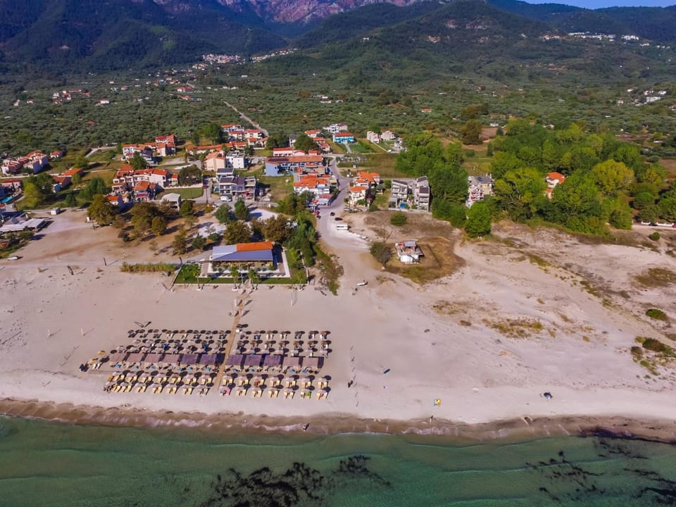 Theros Villas & Suites Hotel in Thasos