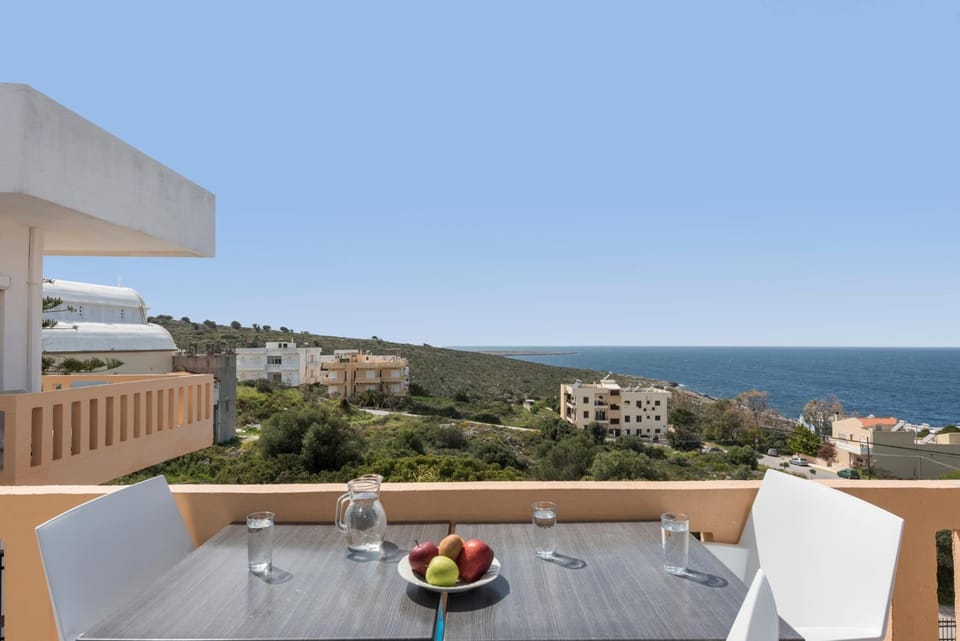 Esplanade Apartments - Heated Pool Apartment hotel in Crete