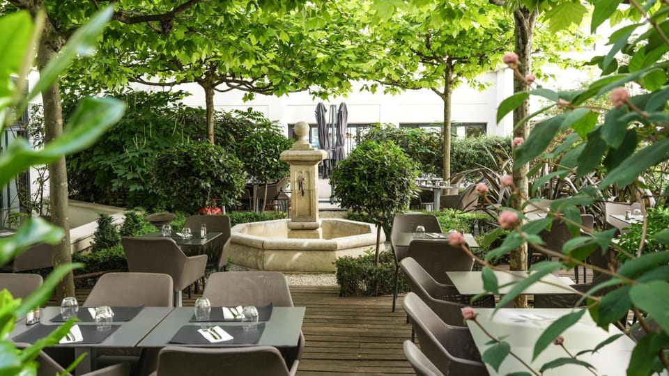 Mercure Paris Gare Montparnasse TGV Hotel in Paris