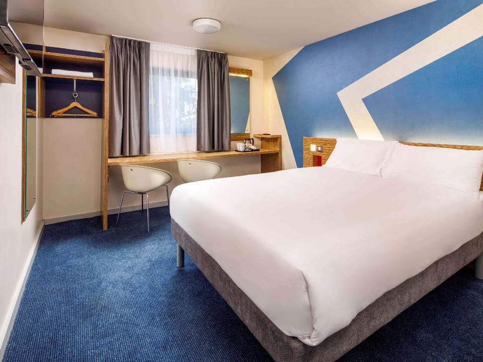 ibis budget London Heathrow T5 Hotel in Slough