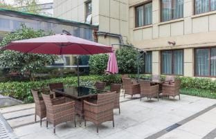 QIANDAOHU LUOMAN HOLIDAY HOTEL Hotel in Hangzhou
