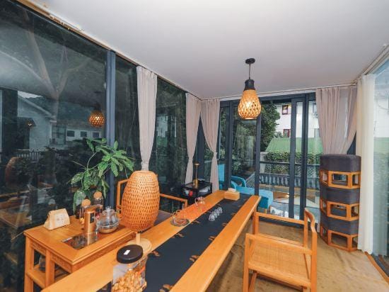 Wuxi Dayin Mountain Residence Garden Homestay Hotel in Suzhou