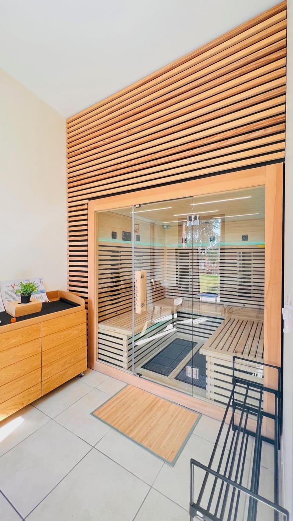 Au Petit Vivoin Hotel in Normandy