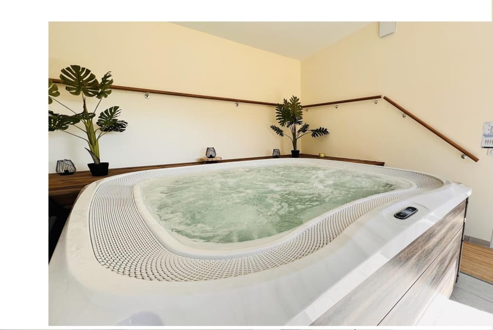 Au Petit Vivoin Hotel in Normandy