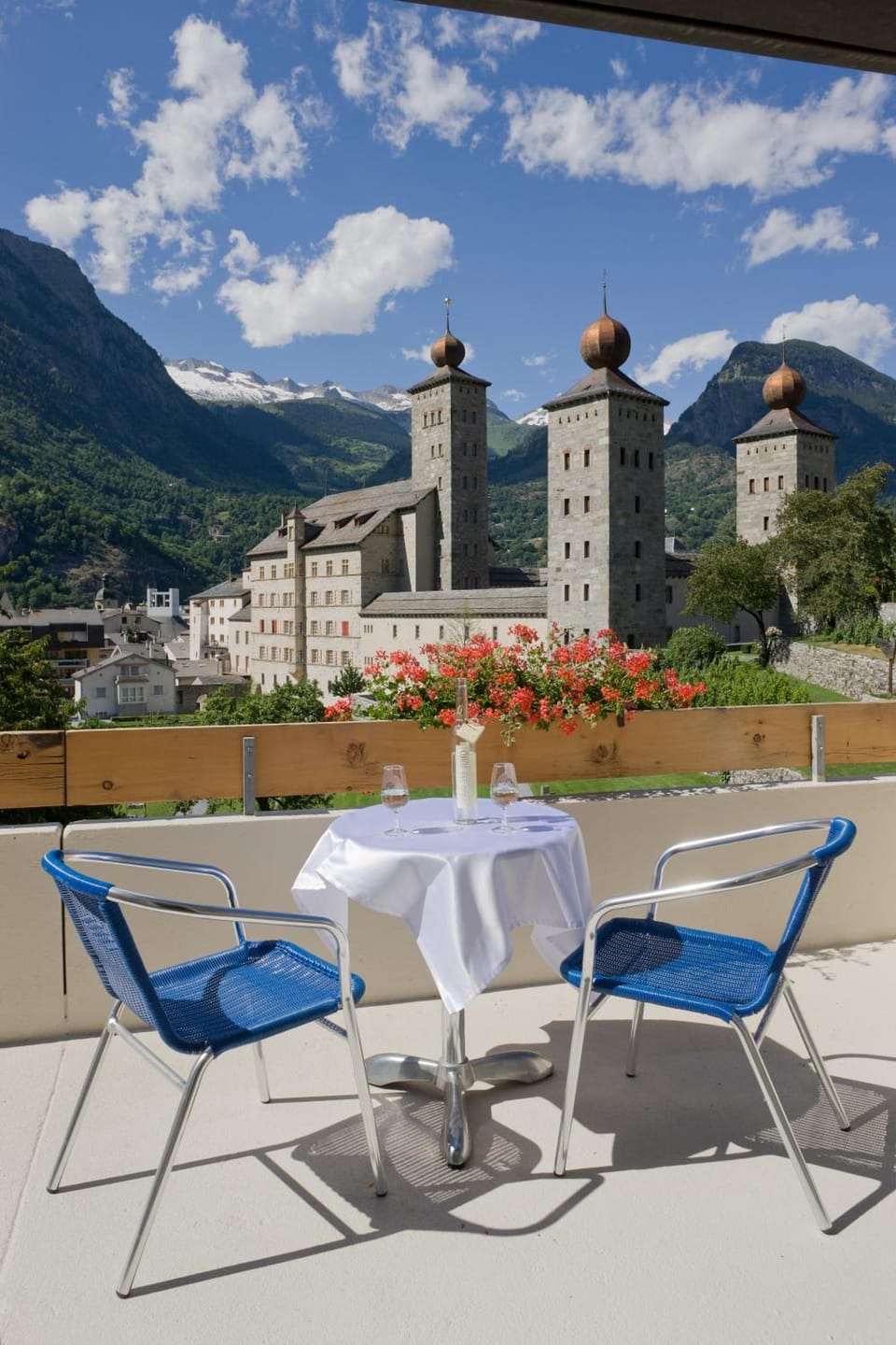 Schlosshotel - Self Check-In Hotel Hotel in Canton of Valais