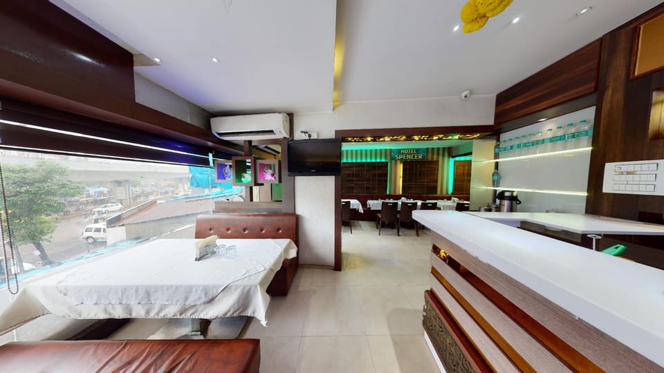 Hotel Spencer Hotel in Thane