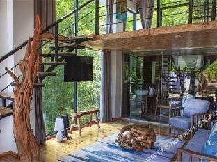 Hepan Zhanghuajia Guesthouse Hotel in Zhejiang