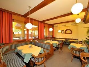 Pension Appartements Kirchenwirt Hotel in Carinthia, Austria