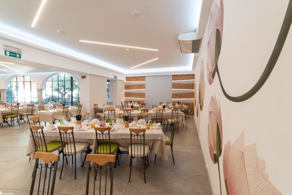 Albergo Pesce D'oro Hotel in Verbania