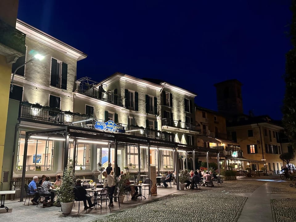 Albergo Pesce D'oro Hotel in Verbania