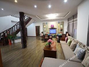 A one-family villa in Lake House, Changzhou Hotel in Jiangsu