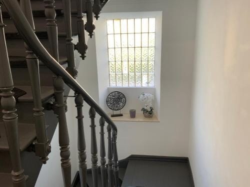 EXECUTIVE SINGLE ROOM WITH EN-SUITE in GUEST HOUSE CITY CENTRE Hotel in Luxembourg