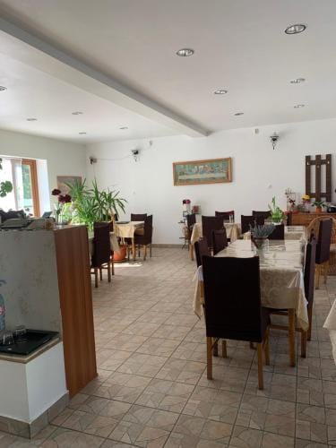 Pension RouaDeMunte Hotel in Serbia