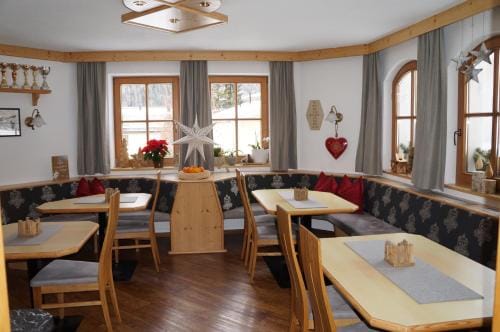 Pension Strolz Hotel in Saint Anton am Arlberg